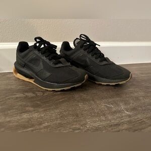 Nike Air Max Pre-Day